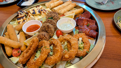 Photo of Golden Shish Restaurant - 34-36 Montagu St, Kettering NN16 8RU